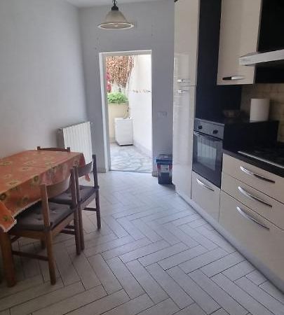 Appartamento Accogliente/Nuovo Livorno Buitenkant foto